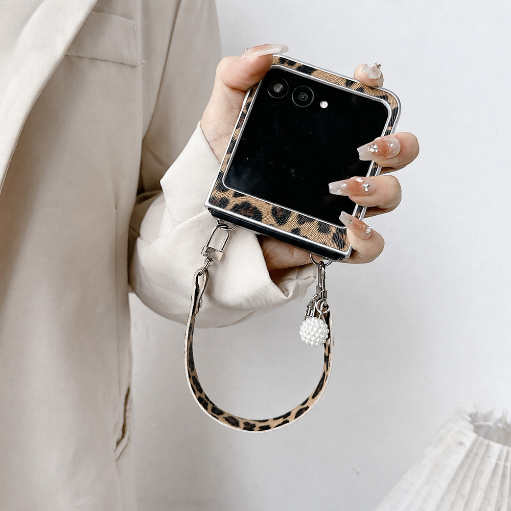 Leopard Print Folding Flip Pho - Phone Cases With Camera Cover ulasan dan harga