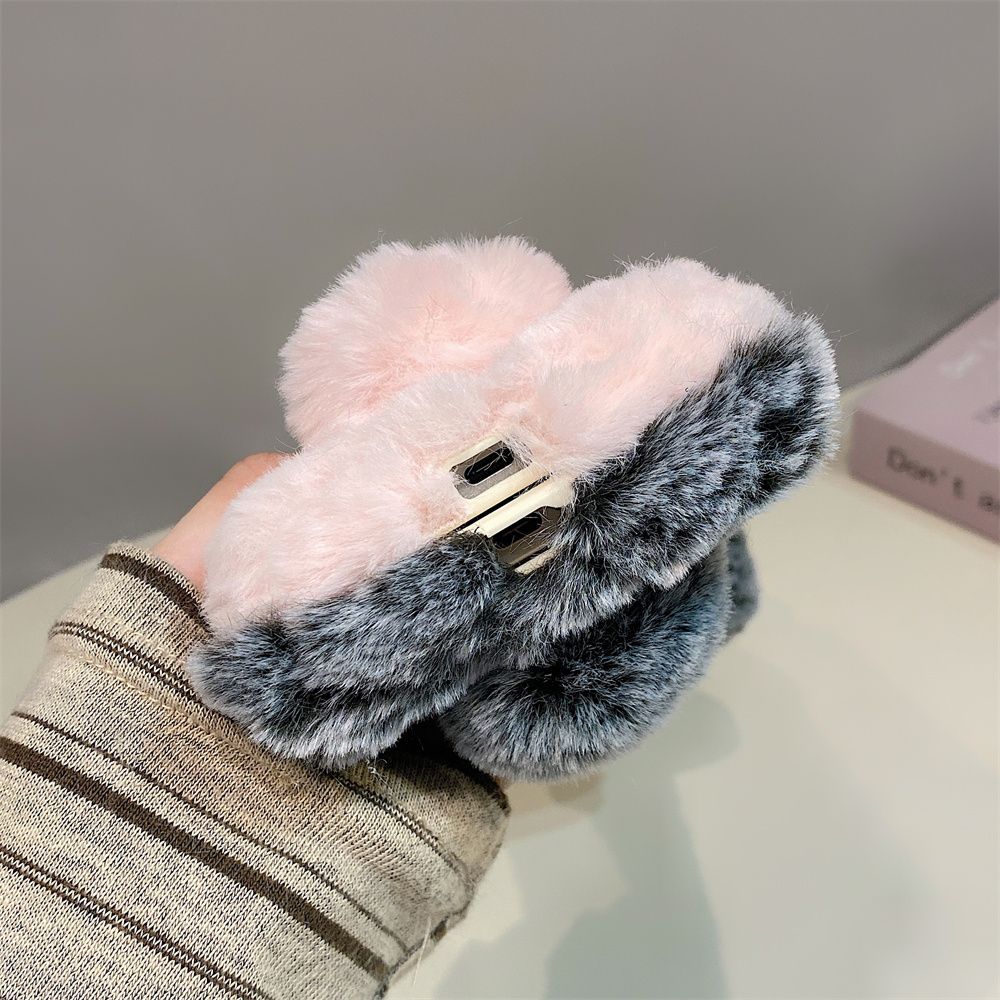 Cute Rabbit Ears Fluffy Stand  - Phone Cases Galaxy S23 ulasan dan harga